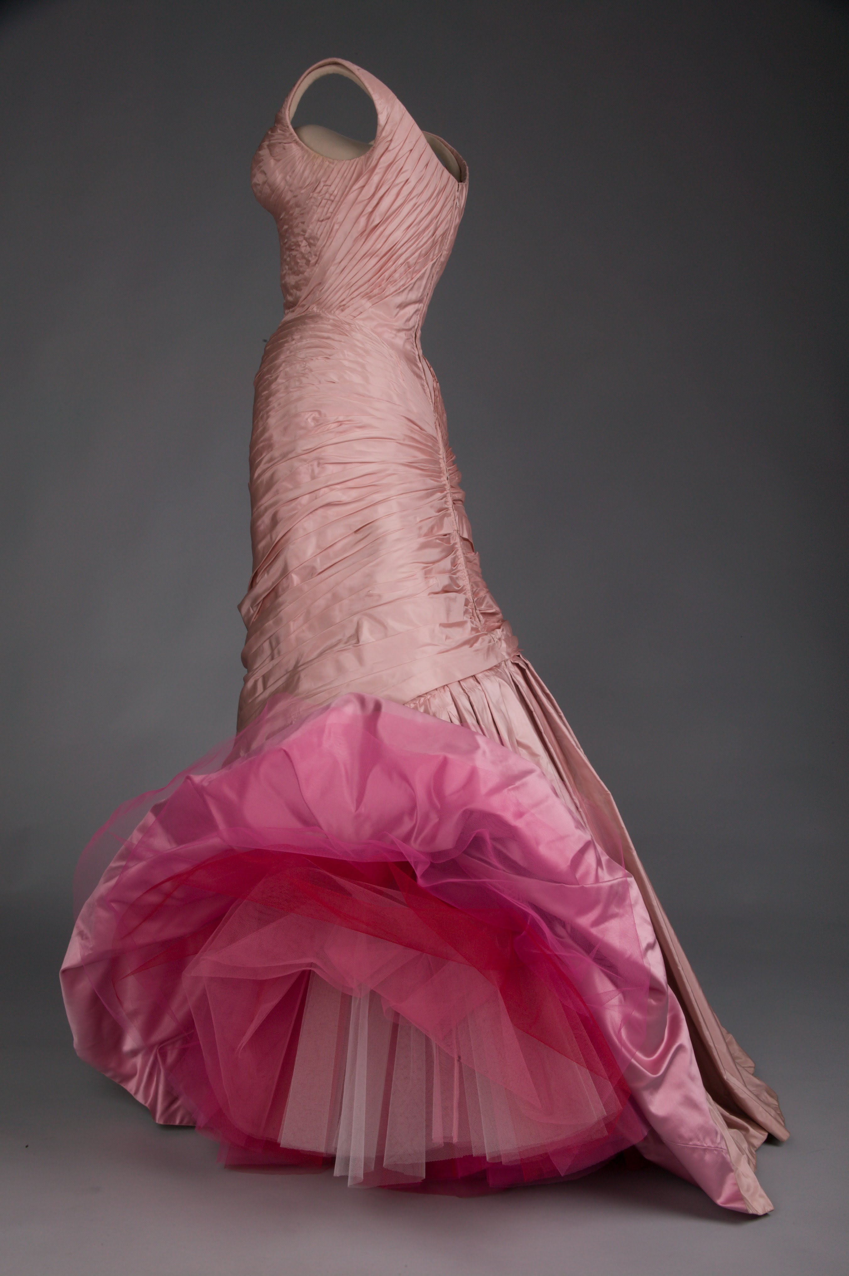 Exhibition-GAC-Charles James-tree underskirt