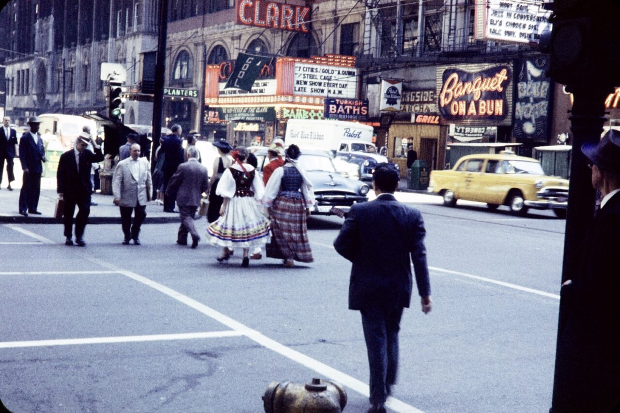 Exhibition-GAC-Vivian Maier-i181633_pm