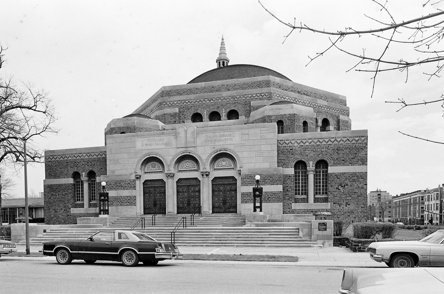 Interior and exterior of Temple KAM Isaiah Israel