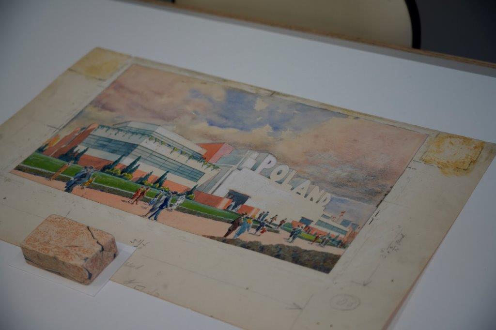 Liz Sorokin-Paper Conservation-Back Home-Polish Chicago_DSC5283