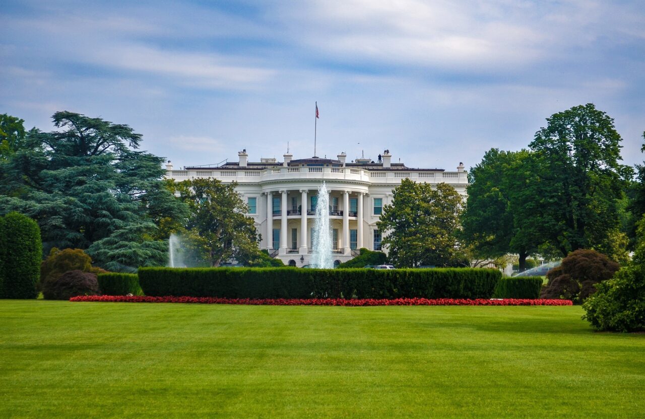 david-everett-strickler-igCBFrMd11I-unsplash White House