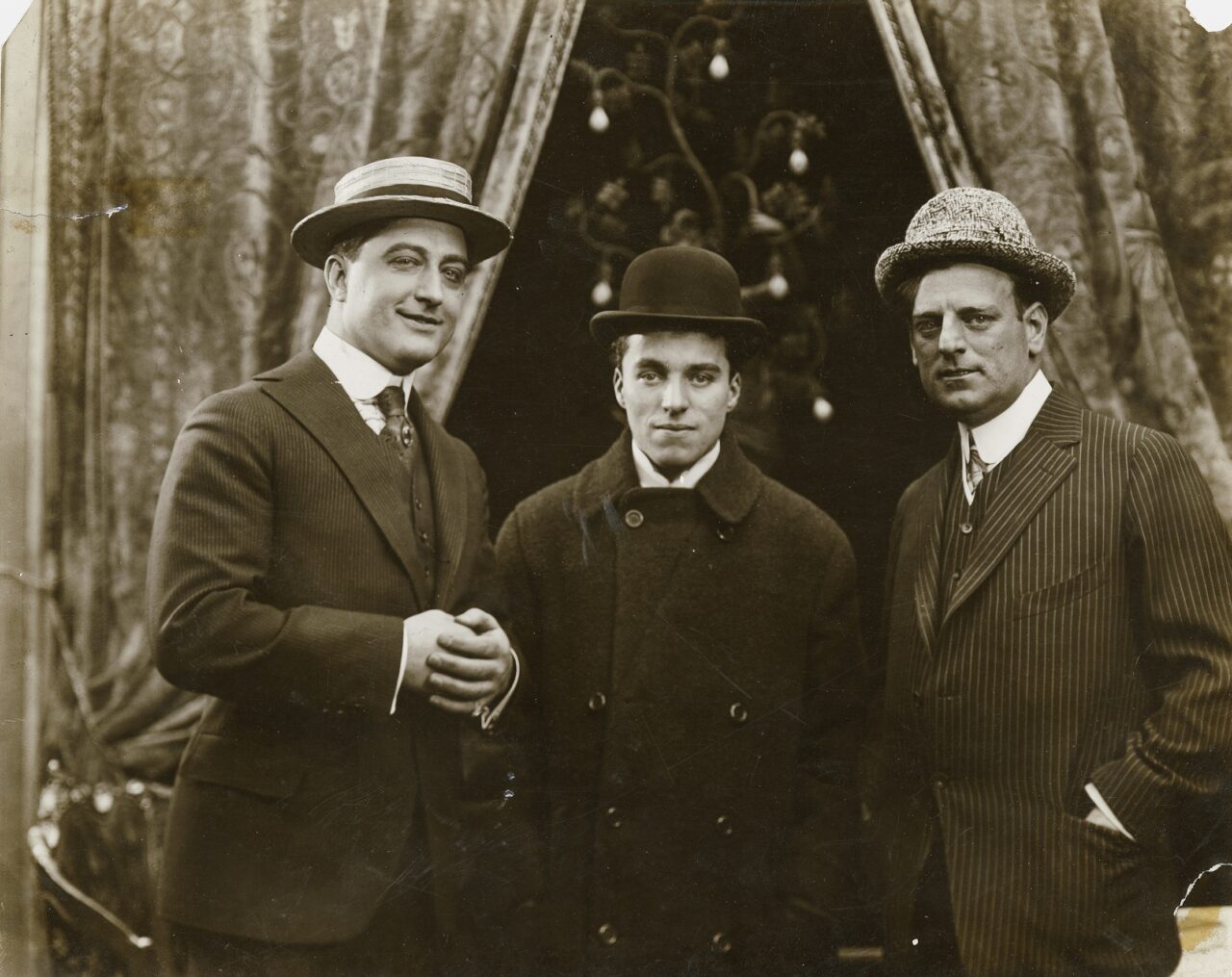 Charlie Chaplin_i031036_pm