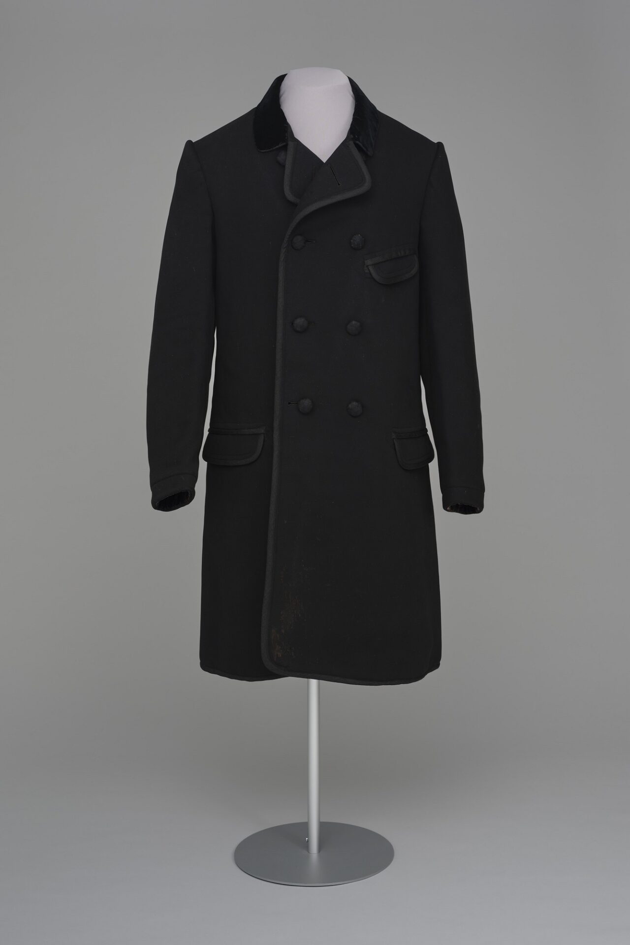 XA.1139, overall, front